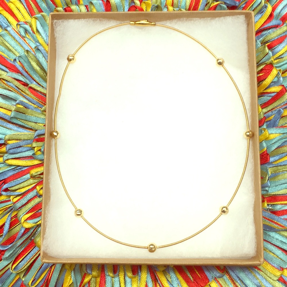NEW — 18K Gold necklace w/ gold balls and chocker